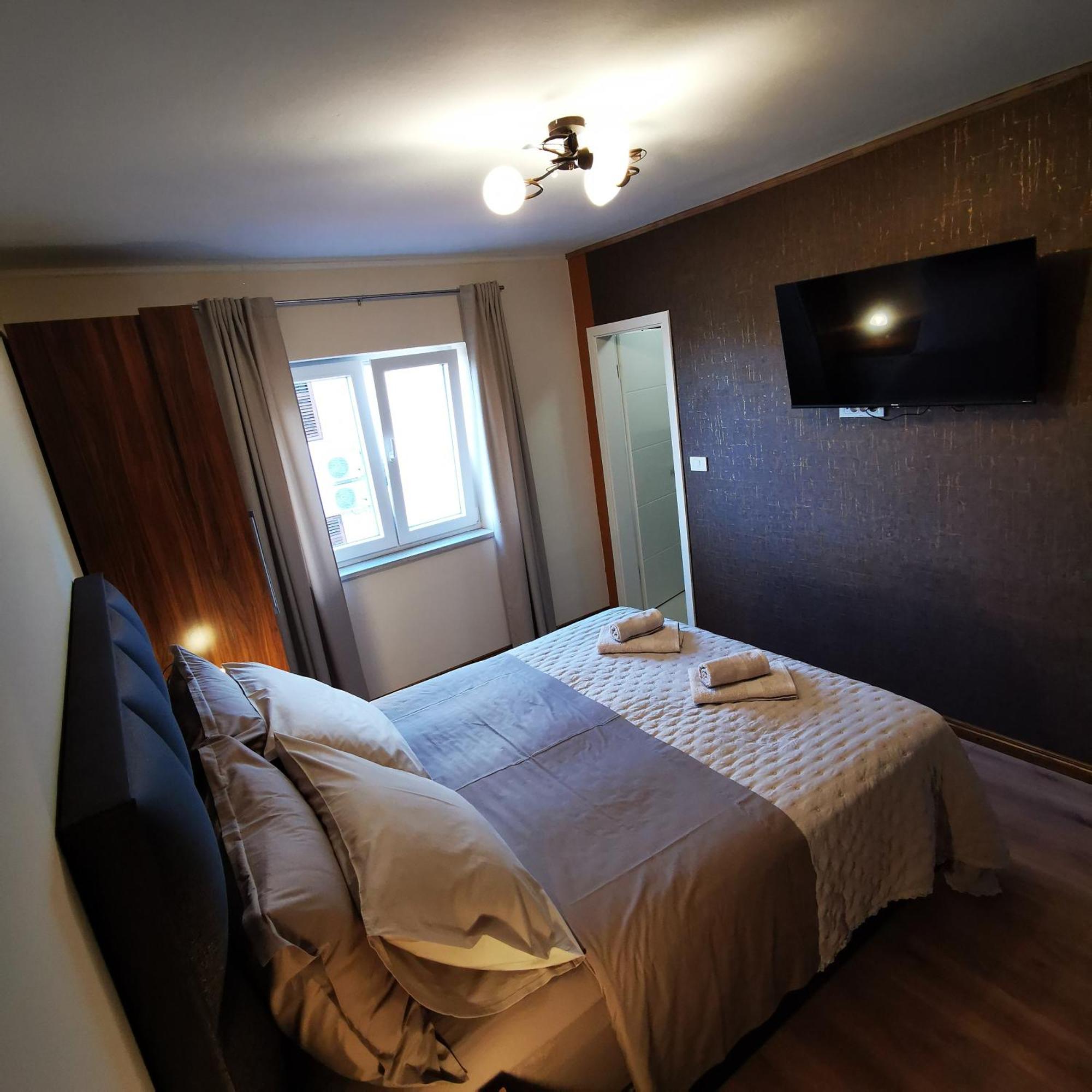 Casa Blanca Apartment Умаг Екстериор снимка